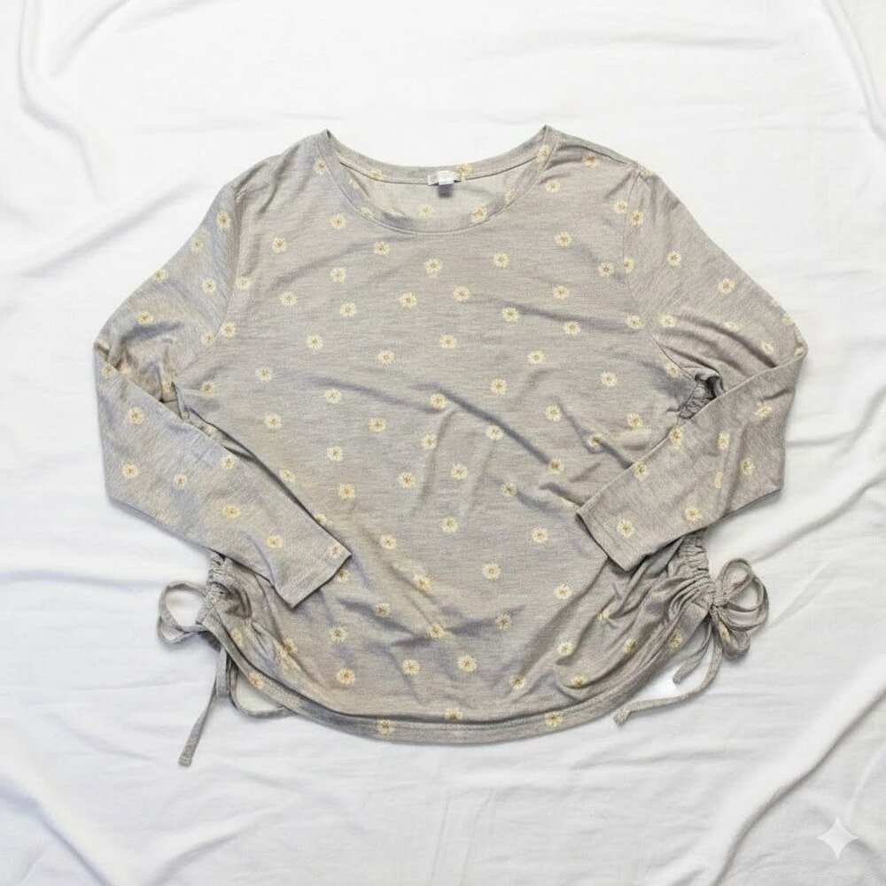 Orange Kiss 1X Daisy Floral Ruched Side Long Sleeve Top - Gray Heather Plus Size